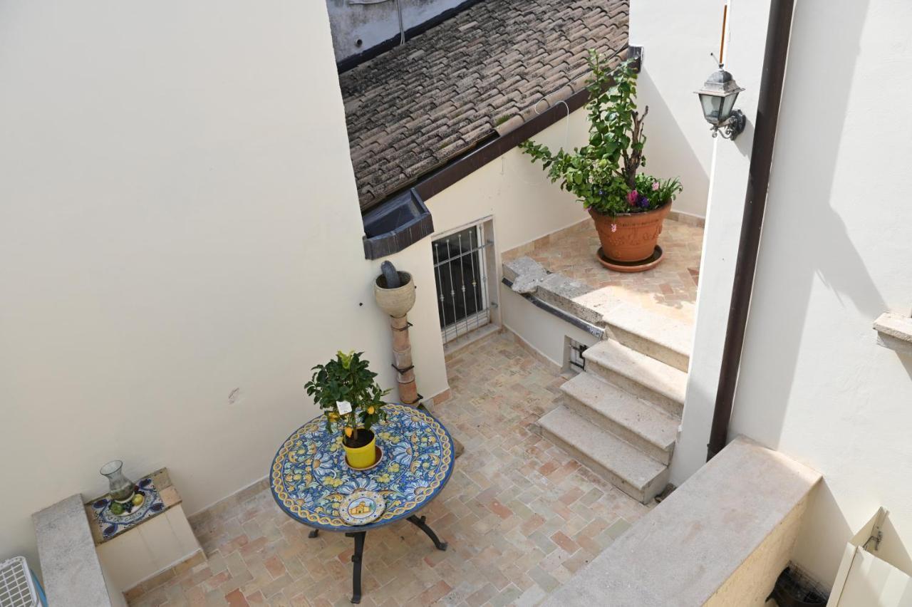 Rachel'S House Apartment Altamura Bagian luar foto